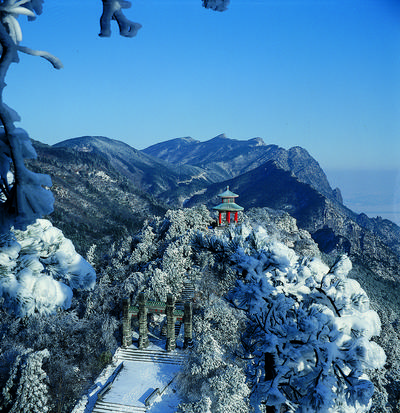 庐山含鄱口雪景图片