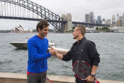 費達拿與曉域在悉尼歌劇院舉行的FAST4 Tennis共同創造歷史。新南威爾士州旅遊局_Mark Watson