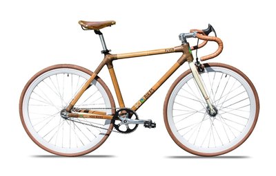 竹质自行车，亚洲种植园资本公司的环保产品之一，全部由竹子和其他可持续材料制成