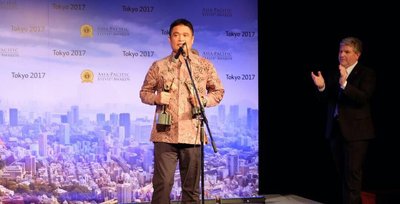 Telkom's Director for Enterprise & Business Service Dian Rachmawan expressed his gratitude and his pride after receiving the highest award, The Grand Stevie for Organization of the Year 2017 in Tokyo (2/6). TelkomGroup has secured the award for the third year in a row in 2015, 2016, and 2017.