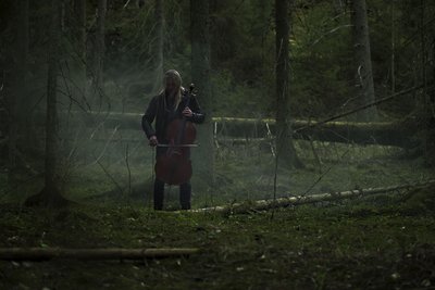 Eicca Toppinen, a member of the Finnish cello metal band Apocalyptica, will compose a new piece of music based on DNA samples gathered around Finland by geneticists