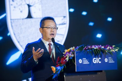中国国际商会综合部兼会员部部长、APEC未来之声中国组委会主席范培康发表重要讲话。