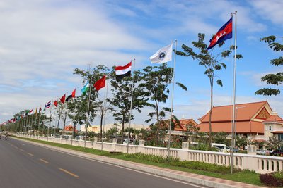 速卡酒店及度假村于2017年10月2日，在暹粒省举办酒店开幕典礼，该酒店是暹粒省最大的酒店，也是柬埔寨最豪华的酒店。