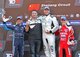 2017 TCR国际系列赛中国站第二回合正赛获奖车手合影（从左至右）：亚军车手Gianni Morbidelli，冠军车队代表Leopard Racing车队，冠军车手Rob Huff和季军车手James Nash