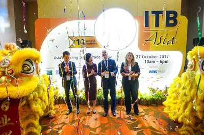 (L to R:) Mr Lionel Yeo, CEO of Singapore Tourism Board; Ms Sim Ann, Senior Minister of State, Ministry of Culture, Community and Youth & Ministry of Trade and Industry; Dr Christian Goke, CEO of Messe Berlin; Mrs Gloria Guevara, President and CEO of World Travel & Tourism Council