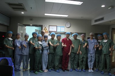 Second Affiliated Hospital of Zhejiang University School of Medicine president, Prof. Wang Jian’an, announcing that China has completed its first successful clinical implantation of a retrievable transcatheter aortic valve
