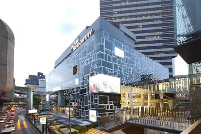Thailand’s ‘Siam Discovery’ sweeps 3 of the world’s most prestigious awards in retailing and shopping center development