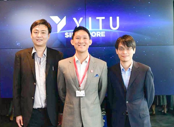 Lance Wang, General Manager of Southeast Asia, Hong Kong and Macau at YITU Technology, Ang Chin Tah, Director of Infocommunications and Media, Singapore Economic Development Board and Lin Chenxi, Co-Founder, YITU Technology, at the official opening of YITU Technology’s first international office in Singapore.