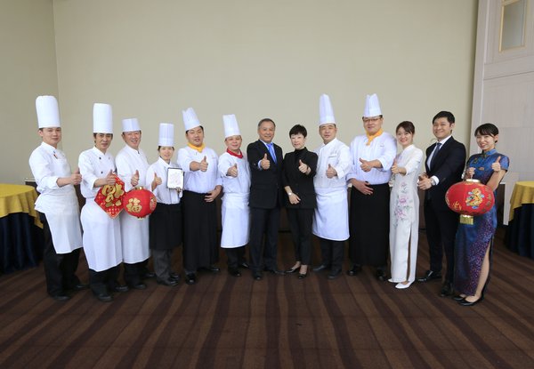 Group Photo of Jin Jiang International Hotels Representatives