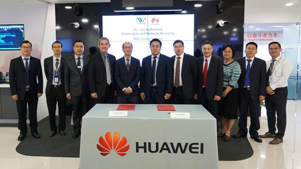 Huawei and Nanyang Polytechnic senior executives agreed to set up the first Huawei Authorised Information Network Academy (HAINA) in Singapore today (Feb 23) in a ceremony in Singapore OpenLab