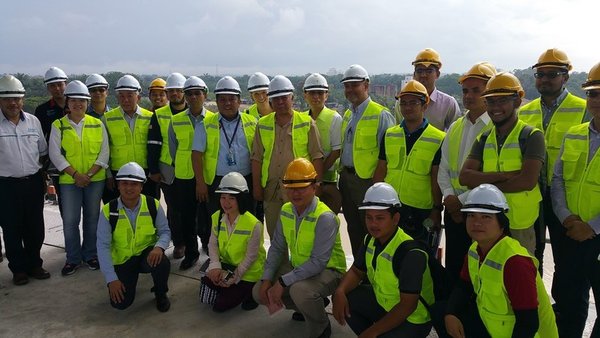 UBM Malaysia, the organiser of ASIAWATER 2018, and the staff of SAJ Ranhill Sdn Bhd during the Technical Site Visit to Johor River Barrage, 8 March 2018.