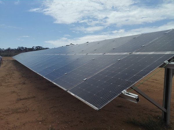 中来在澳大利亚的N型双面太阳能项目