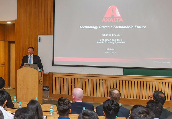 董事长兼CEO谢睿思与印度理工学院学子探讨可持续性商业实践