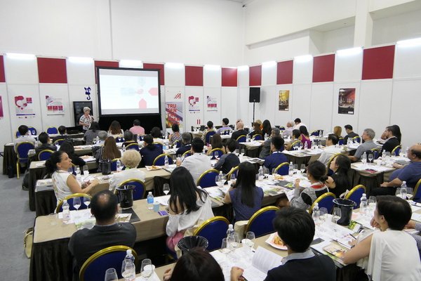 Full house at a ProWine Asia (Singapore) 2018 seminar session