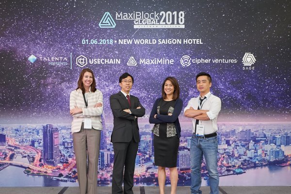 Above: Featured speakers of the evening. (From left: Co-founder of SAGE, Ms. Eleanor Jones, CEO of MaxiMine, Mr. Edward Du, Managing Director of Cipher Venture, Ms. Sharon Paul and Co-founder of SAGE, Professor Zhu Fei Da).