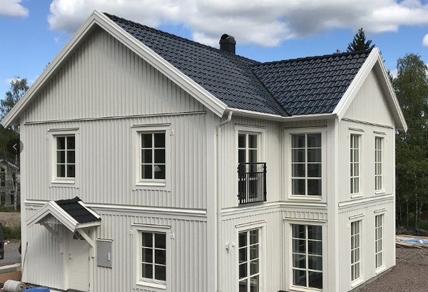 漢能瑞典高端別墅屋頂發電項目