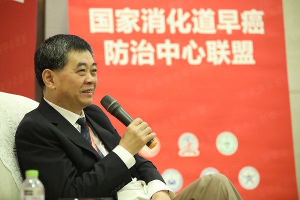 中国工程院院士、国家消化病临床医学研究中心（上海）主任李兆申院士