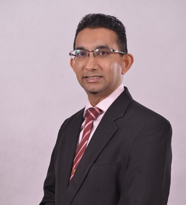 營養學專家Hamid Jan bin Jan Mohamed博士加入賀寶芙營養諮詢委員會