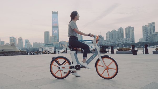 The new e-bike from Mobike with tires made from Dow materials