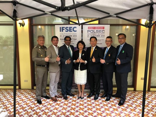 Renowned speakers at IFSEC Southeast Asia seminar. From L-R: Police Colonel Akkarin Sukkasem, Royal Thai Police, General Bunjerd Tientongdee, National Space Policy Committee and National Cybersecurity Committee, Mr M Gandhi, UBM Asia, Ms Anuchana Vichvech, UBM Asia (Thailand) Co Ltd, Dr Vallop Kingchansilp, Asia-Pacific Security Association, Major General Dr Prachya Chalermwat, Office of the Permanent Secretary for Defence, Mr Surachet Sringam, The Building Inspectors Association