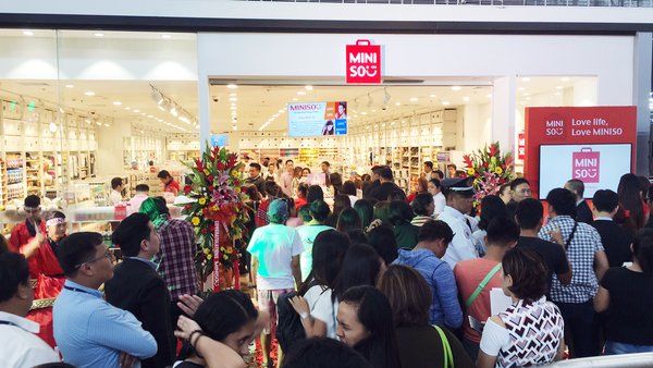 MINISO created a “sales miracle” of the retail industry in the Philippines.
