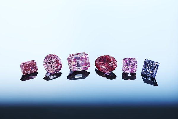Rio Tinto showcases its largest Fancy Purplish Red diamond in Asia