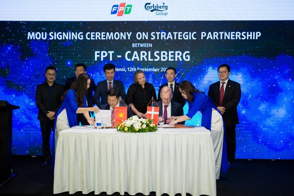 FPT has officially become Carlsberg's technology partner, providing Information Technology (IT) as well as Digital Transformation (DT) services