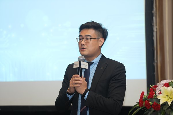 TUV莱茵大中华区电子电气服务副总裁杨佳劼先生致辞
