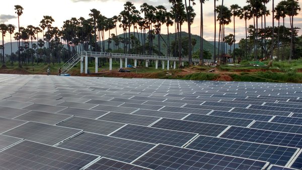 Delta supplies two 1MW DelCEN1000 central inverters to a 2MW floating solar power project in Visakhapatnam, India