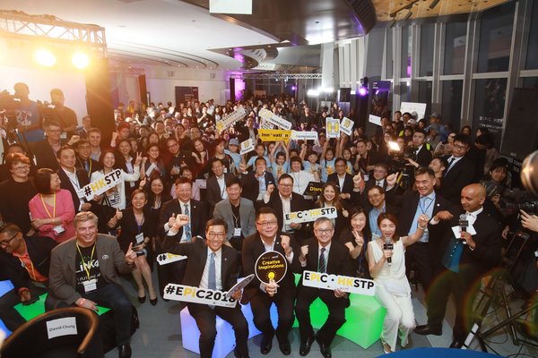 Over 1,000 people attended this year’s EPiC to witness the international start-up pitching competition in action. (Front row, front right to left) Dr. David Chung, Under Secretary for Innovation and Technology, The Government of HKSAR; Dr. Sunny Chai, Chairperson, HKSTP; Albert Wong, Chief Executive Officer, HKSTP