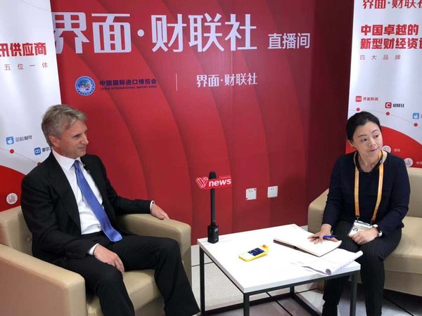 玛氏全球董事会主席贝思文先生在中国国际进口博览会首日接受《界面》的采访