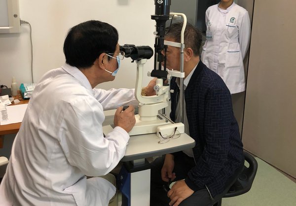 On the day of the launching ceremony, a number of Hong Kong residents made appointments through the WeDoctor Greater Bay Area Healthcare Platform for medical check-ups and came to the Shenzhen base to experience the advantages of the platform.