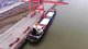 搭载24台中集LNG罐箱的运输船，顺利抵达南京龙潭港