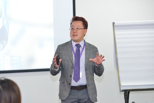 曼彻斯特大学项目管理课程主任Paul W Chan博士