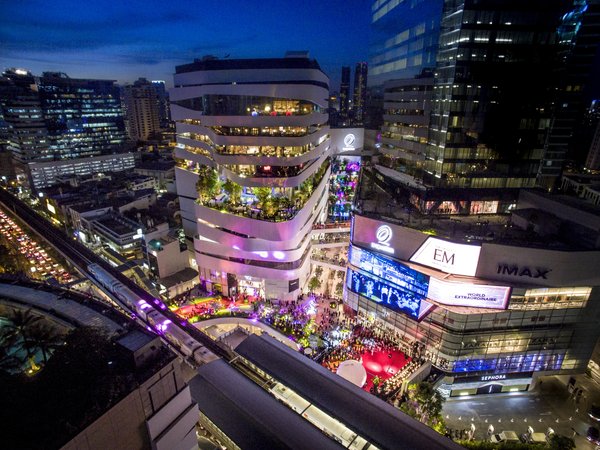 Emporium和EmQuartier商场位于泰国曼谷中心区