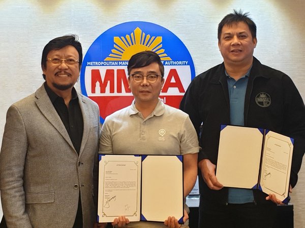 mit messenger Technology, Manila Philippines Development Agency (MMDA) Adopt  20 Million Civil Affairs Messenger