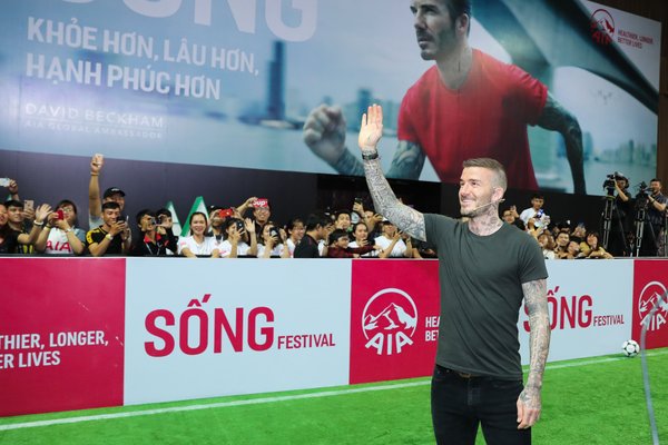 David Beckham visited AIA Vietnam for the first time in his capacity as AIA’s Global Ambassador