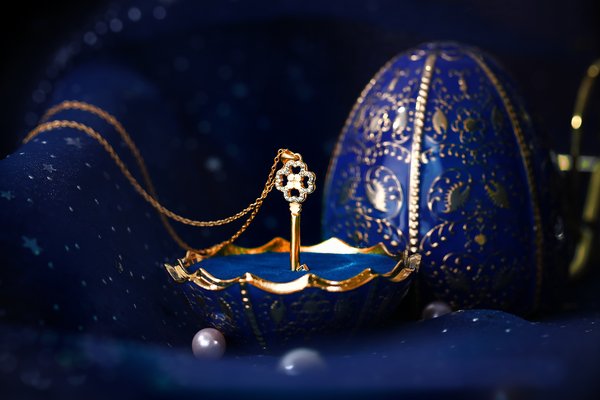 “Maiolica Egg” presented by JIN (Shanghai) Culture Development Co., Ltd., exhibitor of UBM's Shenzhen Jewellery Fair 2019