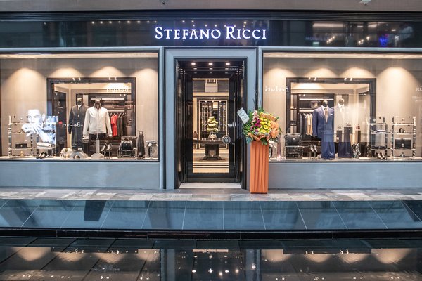 STEFANO RICCI（史蒂芬劳-尼治）新加坡，滨海湾金沙购物广场(The Shoppes at Marina Bay Sands)，Galleria Level, B1-77A/78