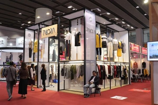 Canton Fair Showcases Growing Influence of Textiles and Garments Industry