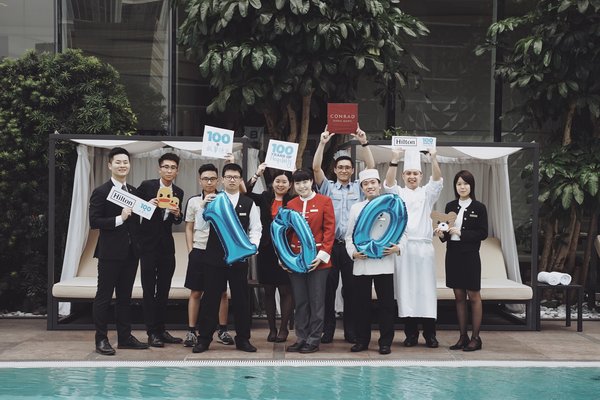 香港港丽酒店于这个五月庆祝希尔顿百年华诞， 与团队成员、宾客及社会共同发挥正面的“希尔顿效应”
