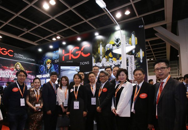 A large number of guests were drawn to the HGC booth at Cloud Expo Asia to obtain the latest information on Smart Solutions.