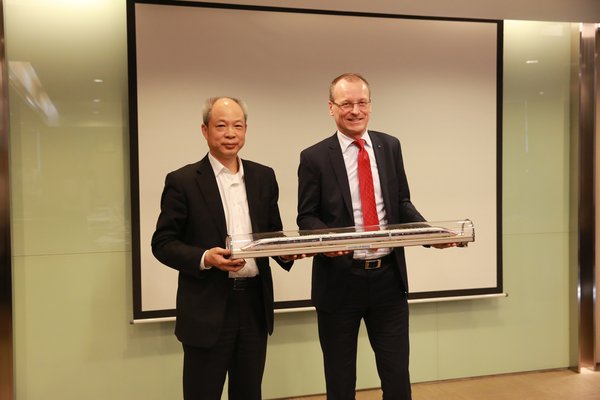TUV莱茵集团CEO拜访中国中车 深化轨道交通战略合作