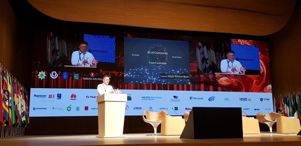 Mr Chong Kok Keong, CEO of GeTS introducing the Single Window Mesh at the World Customs Organisation IT/TI Conference and Exhibition in Baku, Azerbaijan.