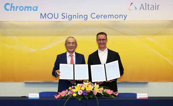 Leo Huang, Chairman & CEO of Chroma (L) and Brett Chouinard, President & COO of Altair (R) signed the strategic cooperation MOU on July 16th, 2019.