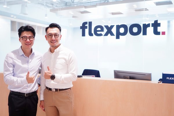 Flexport 亚洲董事总经理高学亨(Henry Ko)（左）及顺丰速运集团国际业务CEO叶浩霖(Keith Ip)（右）