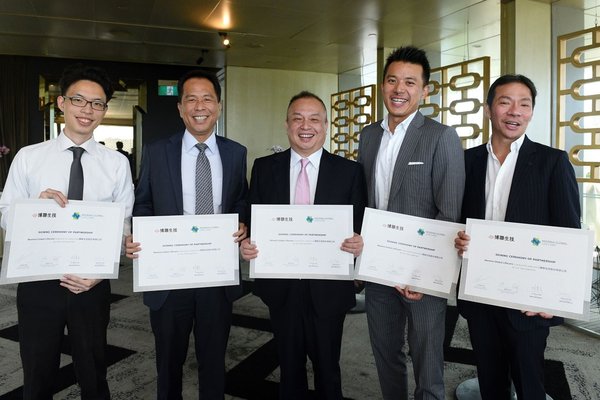 After the signing ceremony, Singapore, Aug 2019. Photo credit: Novena Global Lifecare. From left: Wang Haoting, Bolian Biotech Vice President; Eddy Hsieh, CEO of Novena Life Sciences; Lin Xianhong, CEO of Bolian Biotech; Nelson Loh, co-founder and chairman of DORR Group and Novena Global Lifecare; Terence Loh, co-founder of DORR Group and Novena Global Lifecare’s CEO.