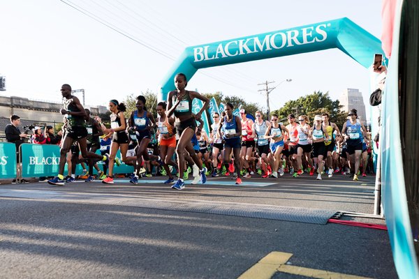 BLACKMORES澳佳宝悉尼马拉松活力开跑