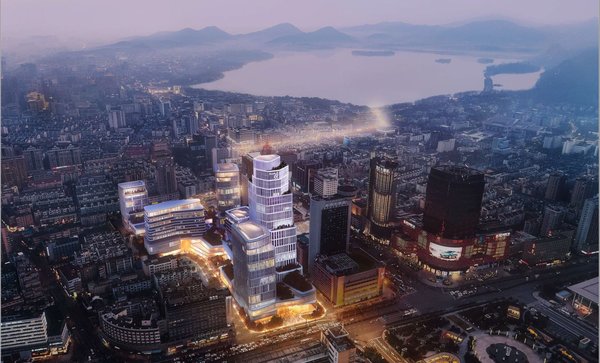 位于杭州市下城区百井坊的“恒隆广场．杭州”是一个高端综合商业项目，包括一座世界级购物商场、五座甲级办公楼及一座高级酒店，项目今天（2019年9月17日）正式开工，计划于2024年分阶段落成。