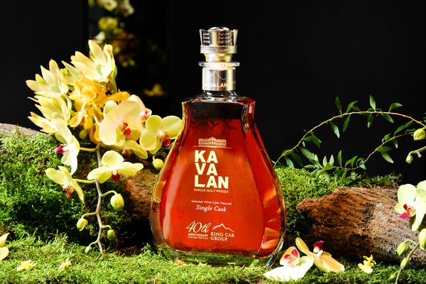 King Car’s Launch Event for its 40th Anniversary Whisky uses fresh orchids from the award-winning King Car Orchid Farm to emphasize Kavalan's signature floral notes and the elegance of this milestone single malt